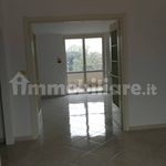 Rent 4 bedroom apartment of 96 m² in Capua