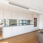 Rent 3 bedroom apartment of 115 m² in London