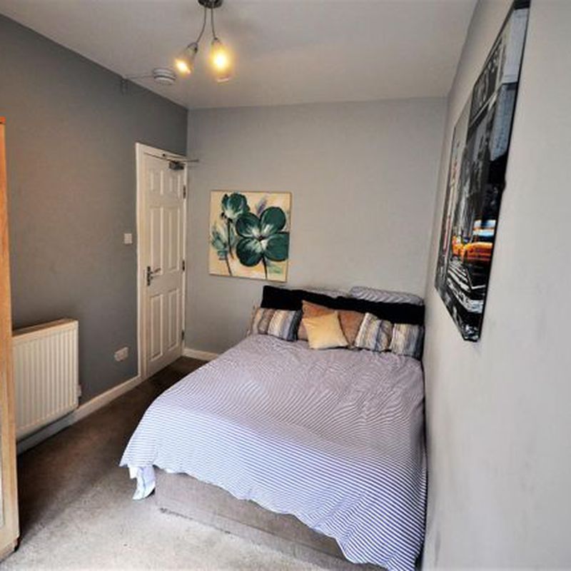 Room to rent in Hatfield Road, Watford WD24