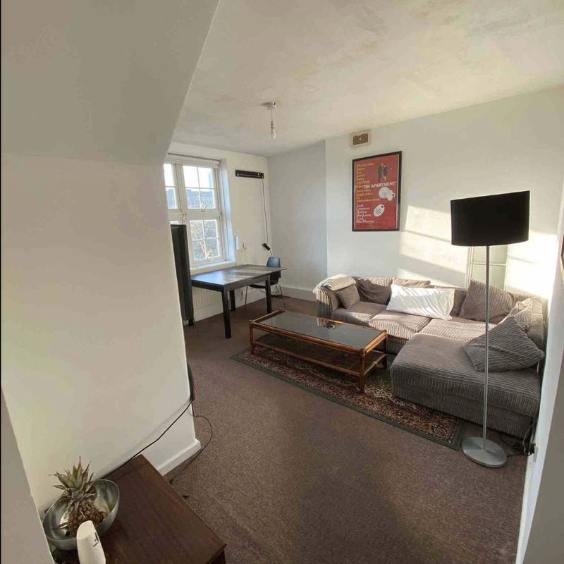 Sunny double bedroom in London Bridge/Borough