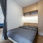 Wynajmij 2 sypialnię apartament z 35 m² w Lodz