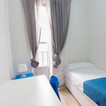 Rent 8 bedroom apartment in Madrid