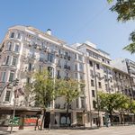 Rent 3 bedroom apartment of 154 m² in Salamanca