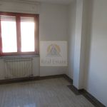 Rent 3 bedroom apartment of 76 m² in Luni