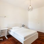Rent 2 bedroom apartment of 150 m² in Milan
