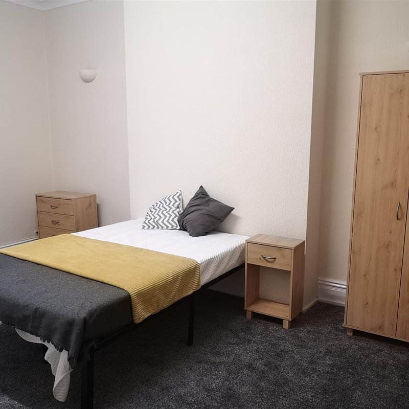 1 bed house share to rent in High Street, Blackburn, BB1  (ref: 552207) | E&M Property Solutions