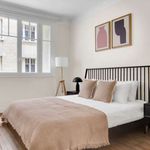 Rent 3 bedroom apartment of 98 m² in Paris
