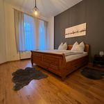 Miete 2 Schlafzimmer wohnung von 65 m² in Magdeburg