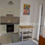 Affitto 2 camera appartamento di 68 m² in Letojanni