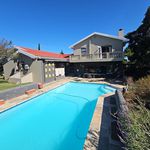 Rent 5 bedroom house of 1164 m² in Cape Town