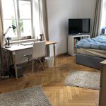 Rent a room of 108 m² in Munich