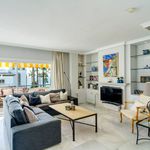 Rent 3 bedroom apartment of 152 m² in Estepona