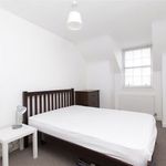 Rent 2 bedroom flat in St Andrews