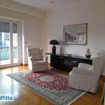 Rent 5 bedroom apartment of 158 m² in Bari