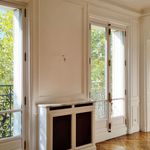 Appartement de 165 m² avec 2 chambre(s) en location à Paris