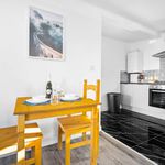 Rent 1 bedroom flat of 700 m² in Sandwell