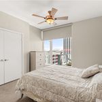 Rent 2 bedroom apartment of 99 m² in Long Beach