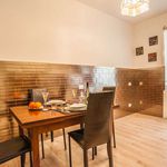 Rent a room of 77 m² in Roma