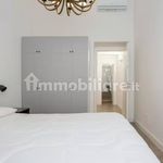 Affitto 4 camera appartamento di 95 m² in Napoli