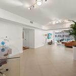 Rent 2 bedroom apartment of 1810 m² in Miami