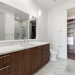 Rent 3 bedroom apartment of 222 m² in Houston