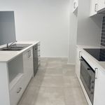 Rent 4 bedroom house of 400 m² in Victoria