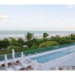 Rent 1 bedroom apartment of 600 m² in Miami Beach