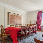 Appartement de 200 m² avec 7 chambre(s) en location à Paris