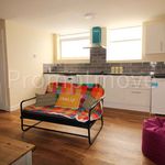 Rent 7 bedroom apartment in Luton