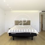 Alquilo 7 dormitorio casa de 527 m² en barcelona