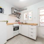 Rent a room of 69 m² in València