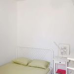 Rent 6 bedroom apartment of 150 m² in Madrid