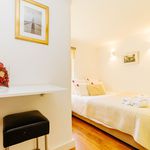 Rent 1 bedroom apartment of 33 m² in Lisboa
