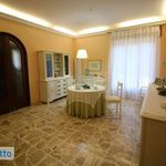 Affitto 4 camera casa di 500 m² in Nicolosi