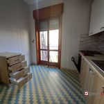 Affitto 5 camera appartamento di 20 m² in Messina