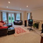 Rent 5 bedroom house in Taunton