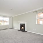 Rent 3 bedroom apartment in Castlereagh
