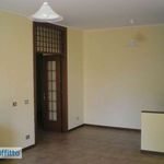 Rent 4 bedroom apartment of 110 m² in Nanto