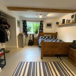 Rent 5 bedroom house in Bottlesford