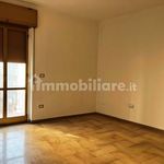 Affitto 3 camera appartamento di 90 m² in Foggia