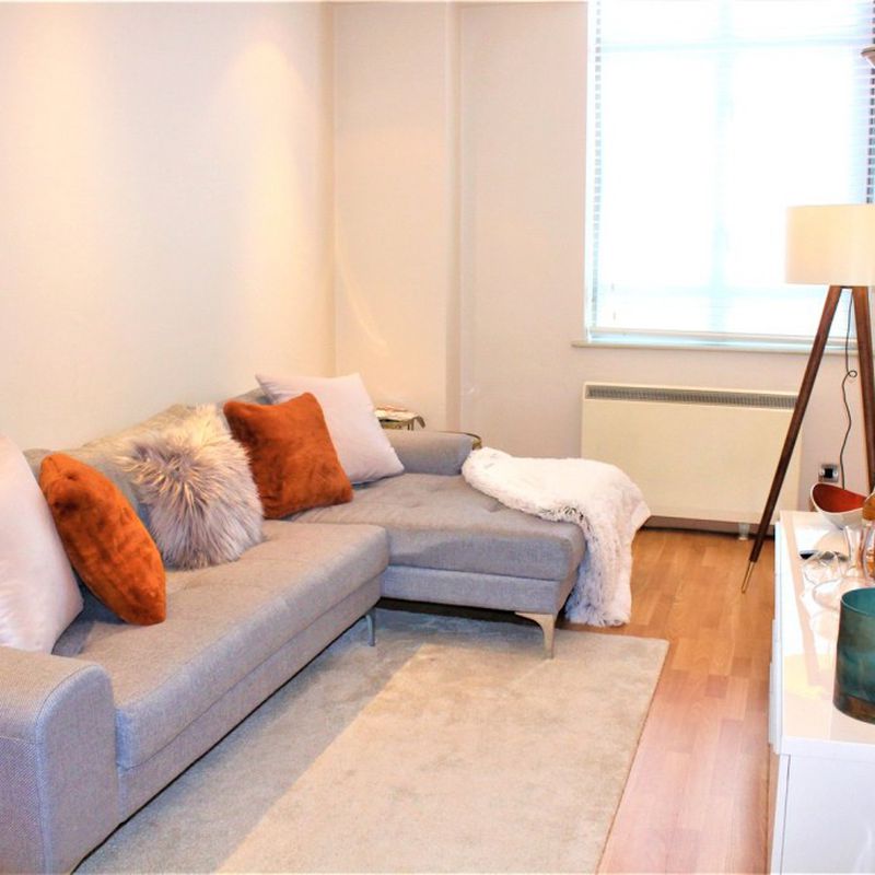 1 bed Flat/Apartment New Instruction City Road, Islington £2,400 PCM Fees Apply Creekmouth
