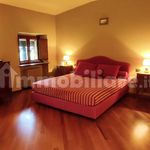 Rent 5 bedroom house of 600 m² in Lucca