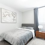 3 bedroom apartment of 957 sq. ft in Saint-Laurent