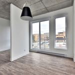 Appartement de 1076 m² avec 2 chambre(s) en location à Montréal