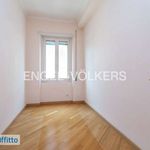 Rent 6 bedroom apartment of 300 m² in Rome