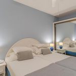 Rent 1 bedroom apartment of 80 m² in Funchal