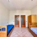 Rent 3 bedroom apartment of 96 m² in Naples