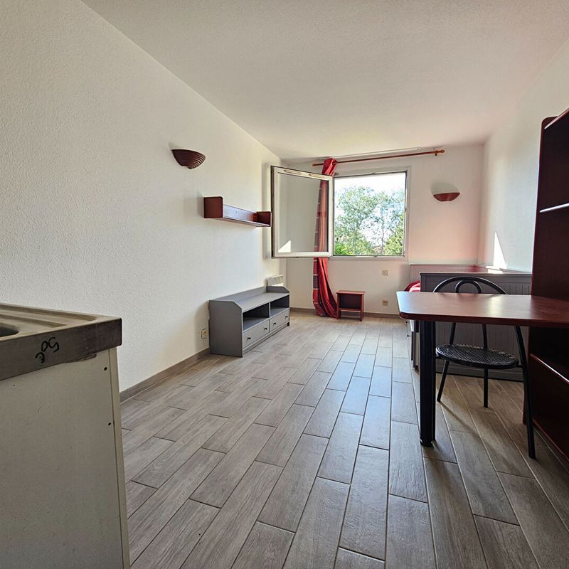 Appartement 1 pièce Cergy 17.80m² 609€ à louer - l'Adresse Puiseux-Pontoise