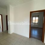 Rent 2 bedroom apartment of 74 m² in Bollate