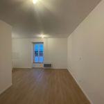Rent 1 bedroom apartment of 30 m² in longevillesurmer